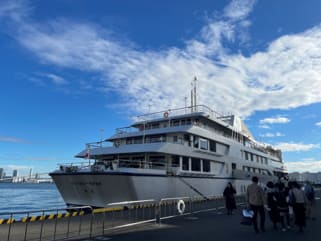 シンフォニー東京湾クルーズ船